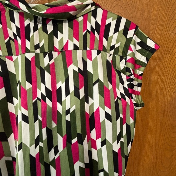 Vibrant Geometric Blouse - Pink, Green, Black - Picture 4 of 6